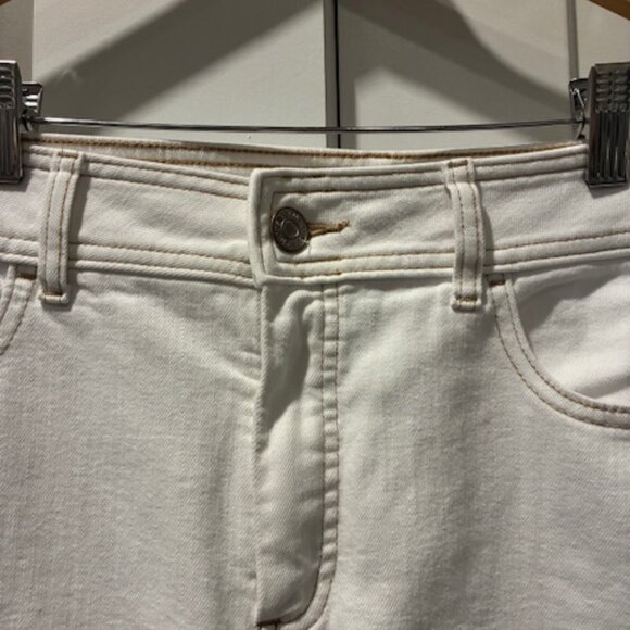 Chico's Cropped Jeans - Picture 4 of 5